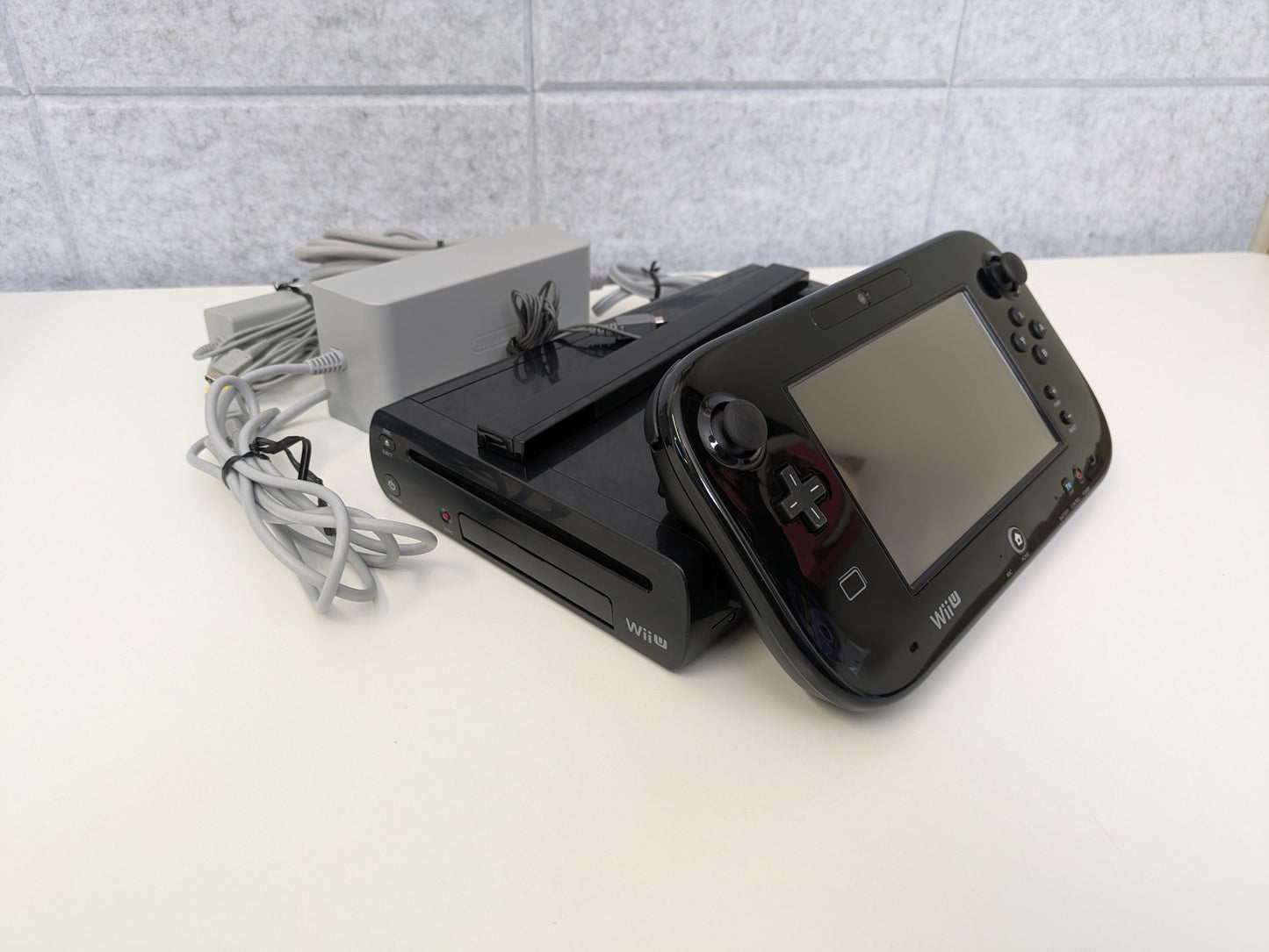 Nintendo Wii U Black w/ GamePad and accessories - GameStop Refurbished - Used