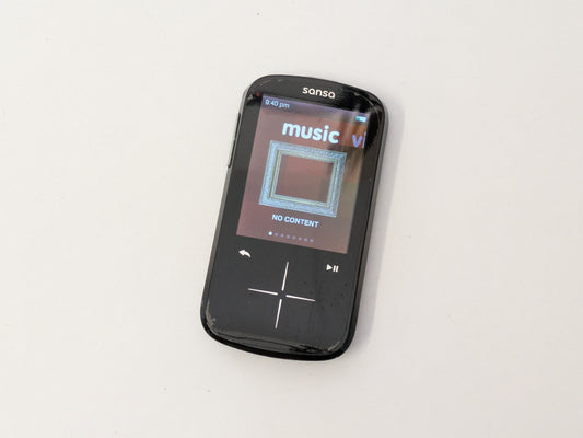Sandisk Sansa Fuze+ MP3 / Media Player - Black - USED