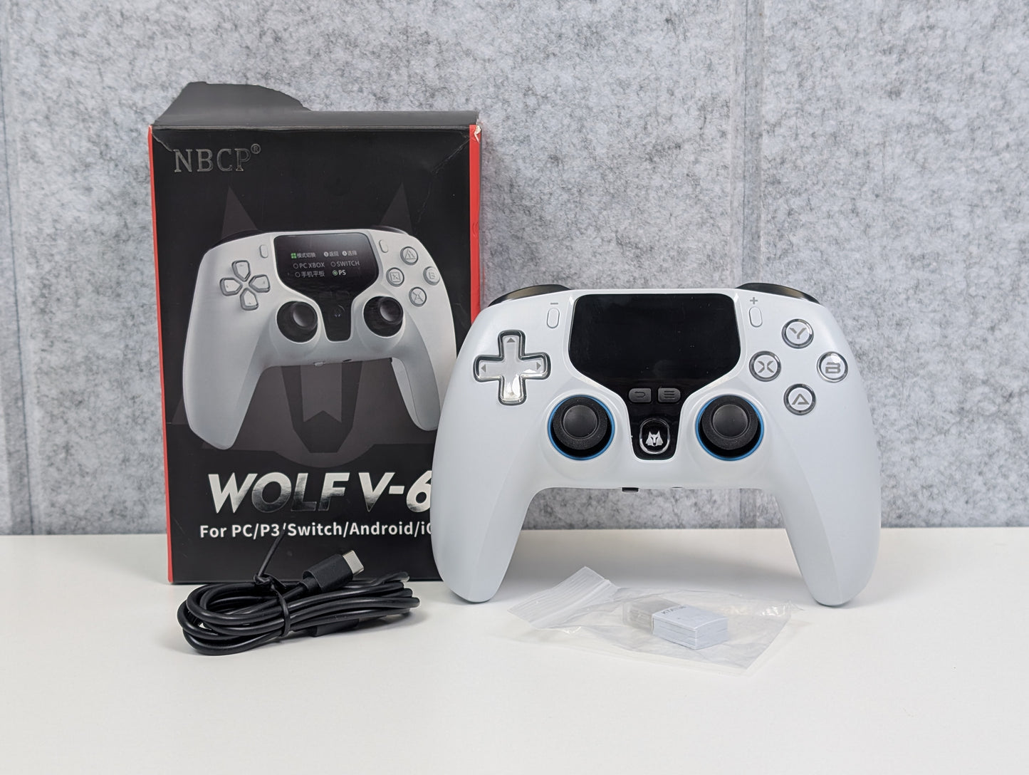 NBCP WOLF V-6 Wireless 2.4GHz/BT Controller - White - USED