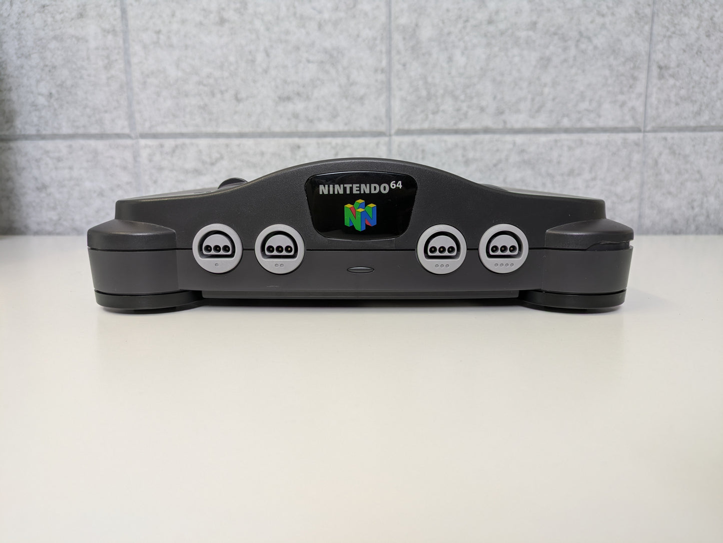 Nintendo 64 N64 w/ accessories - Used