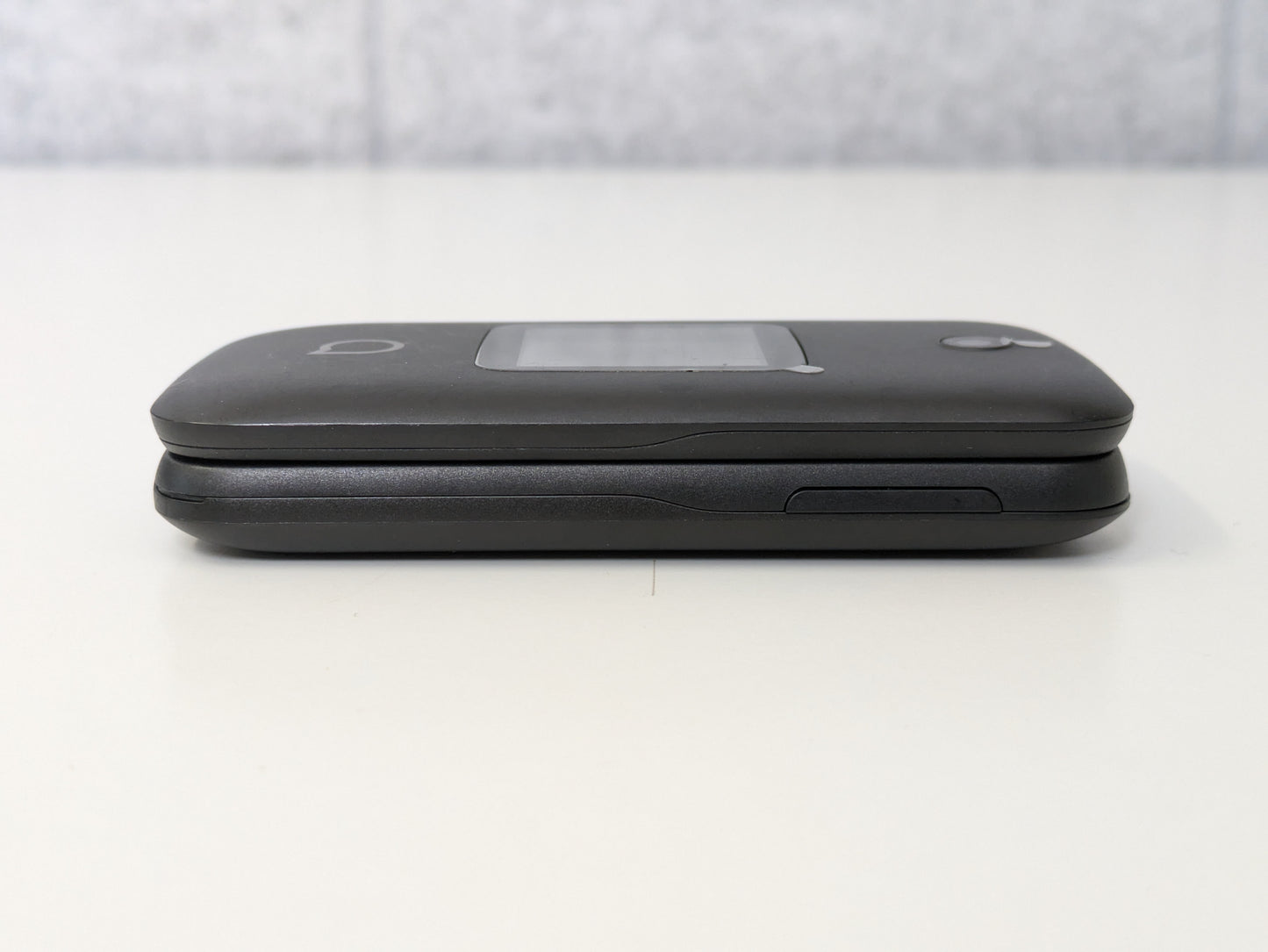 Alcatel Go Flip 3 - 4GB - Black - Metro by T-Mobile - USED