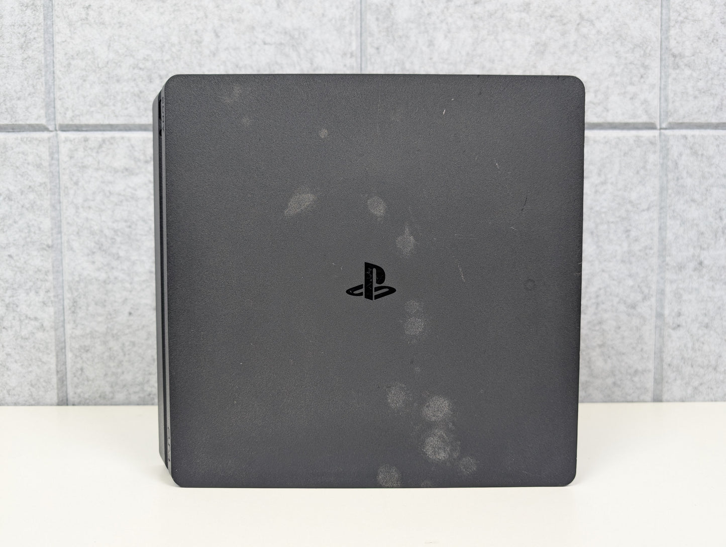 Sony PlayStation 4 Slim (Console Only) - 1TB - Black - USED