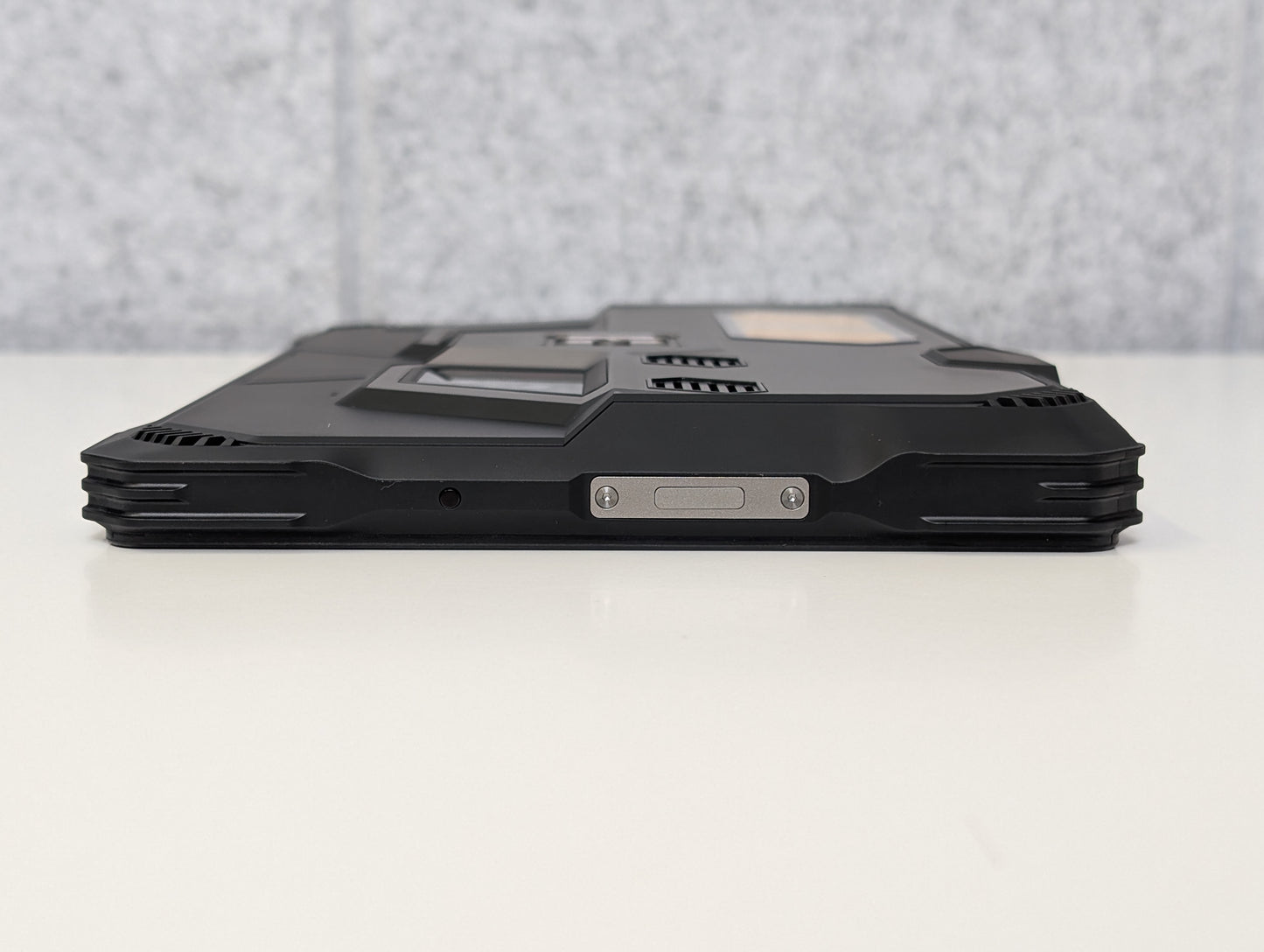 8849 TANK Pad Ultra OB-P12 - 16GB/512GB - USED