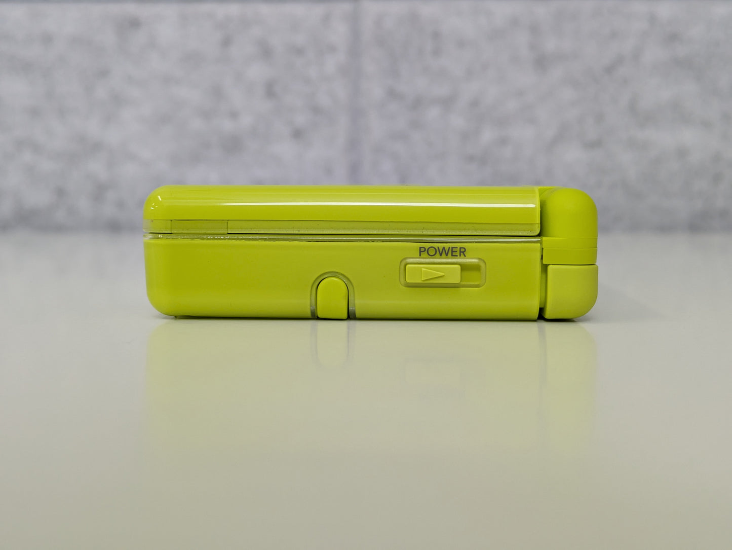 Nintendo DS Lite - Lime Green - PAL Variant - New Super Mario Bros. Bundle - Official Licensed Nintendo Refurbished Product - Used
