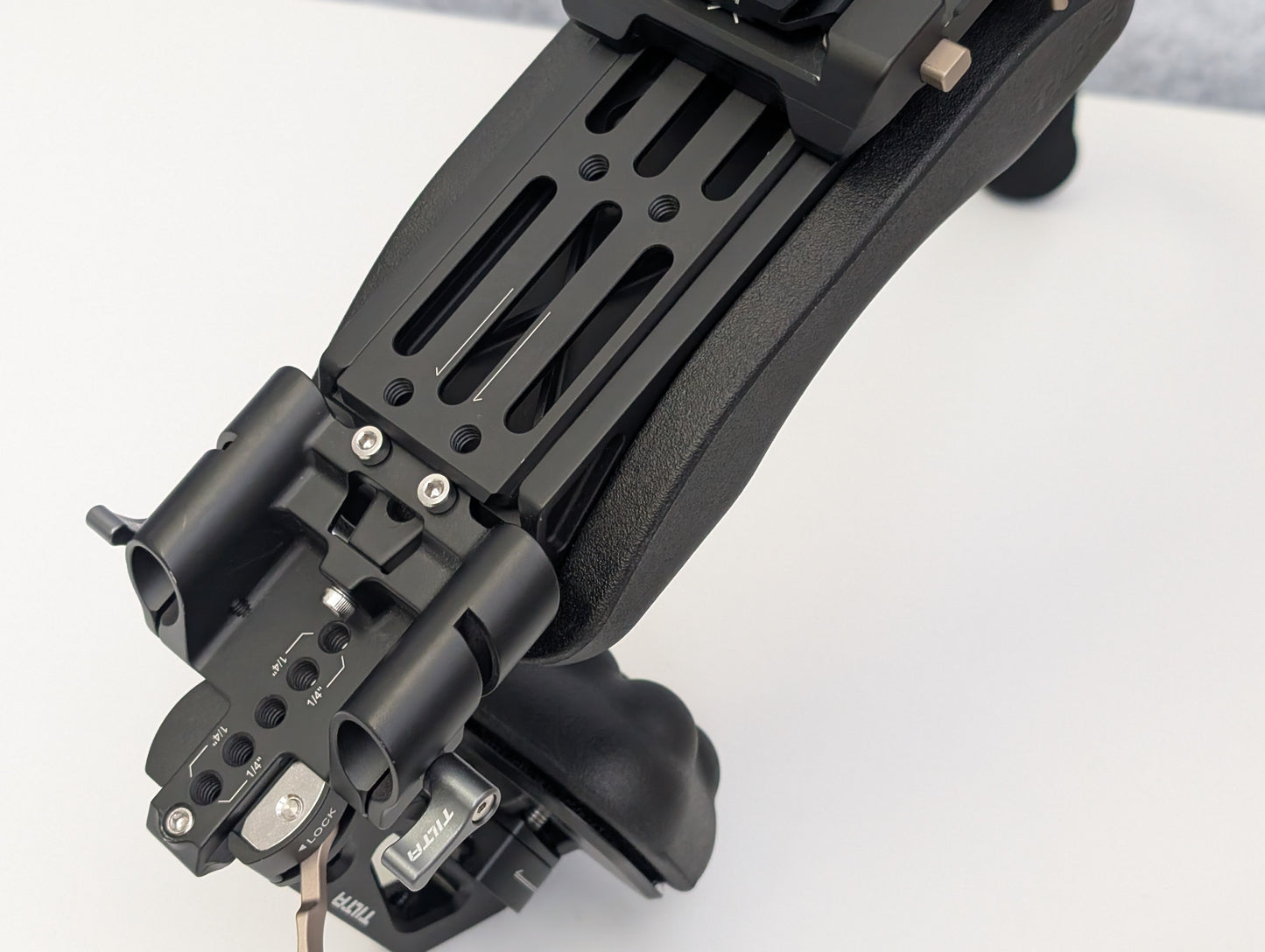 Tilta TA-LSR Lightweight Shoulder Camera Rig w/ Travel Bag - USED