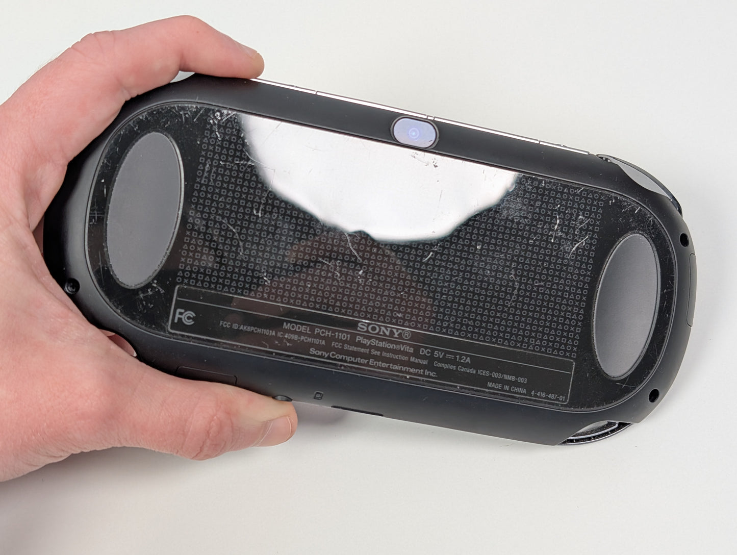 Sony PlayStation Vita 3G/WiFi - COD Black Ops Ltd. Ed. - 8GB - USED