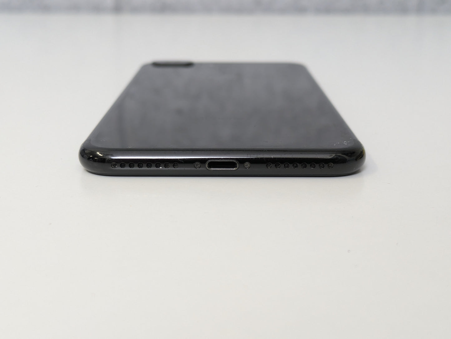 Apple iPhone 7 Plus - 128GB - Jet Black - Unlocked - USED