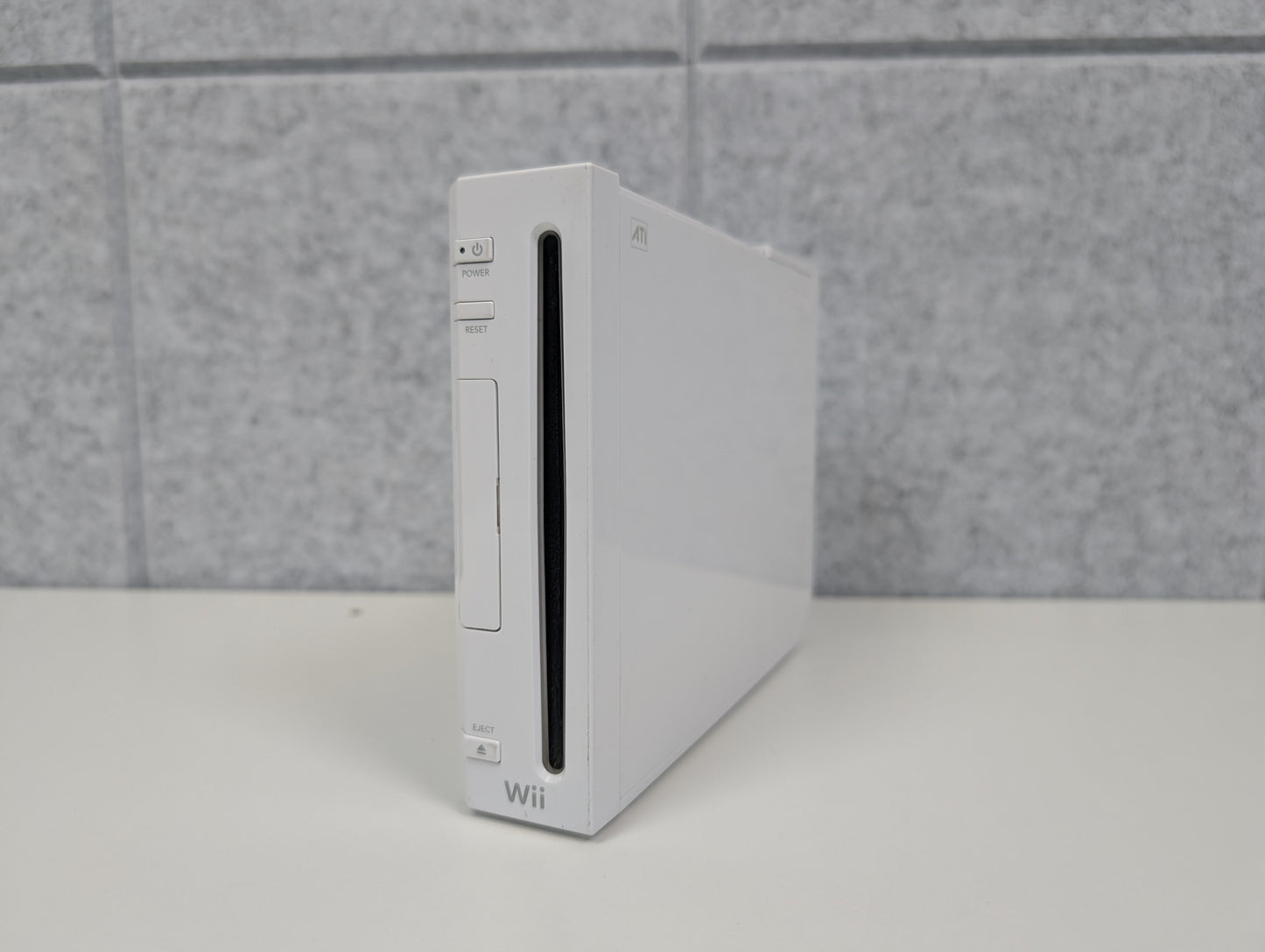 Nintendo Wii (Console Only) - White - AS-IS