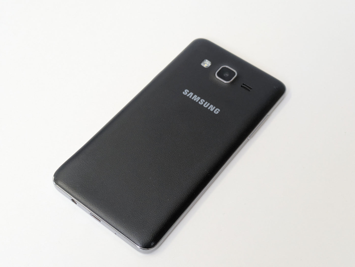 Samsung Galaxy On5 - 8GB - Black - T-Mobile - USED