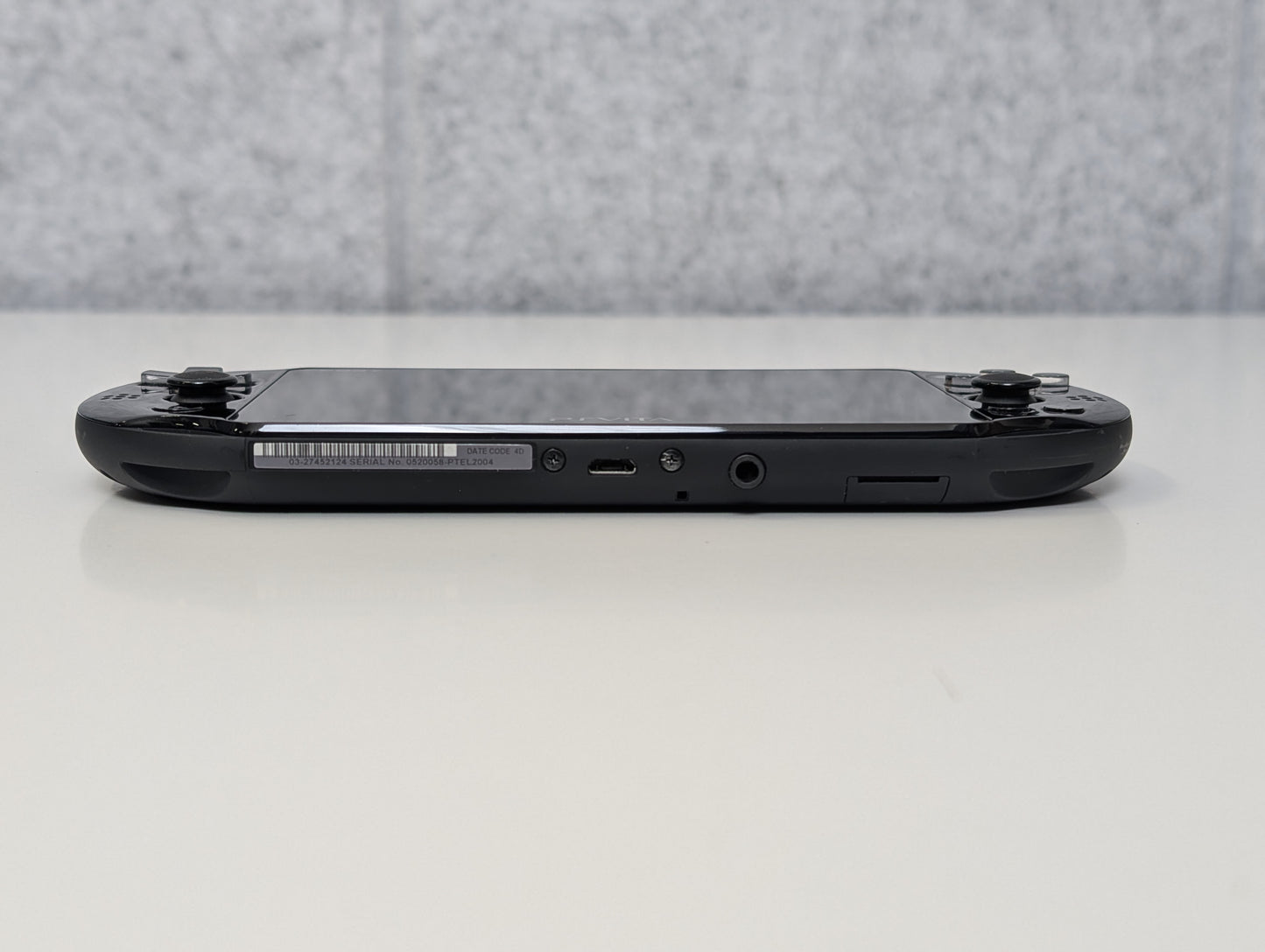 Sony PlayStation PS Vita PTEL-2004 TEST KIT (Expired Certificate) w/ Accessories - AS-IS