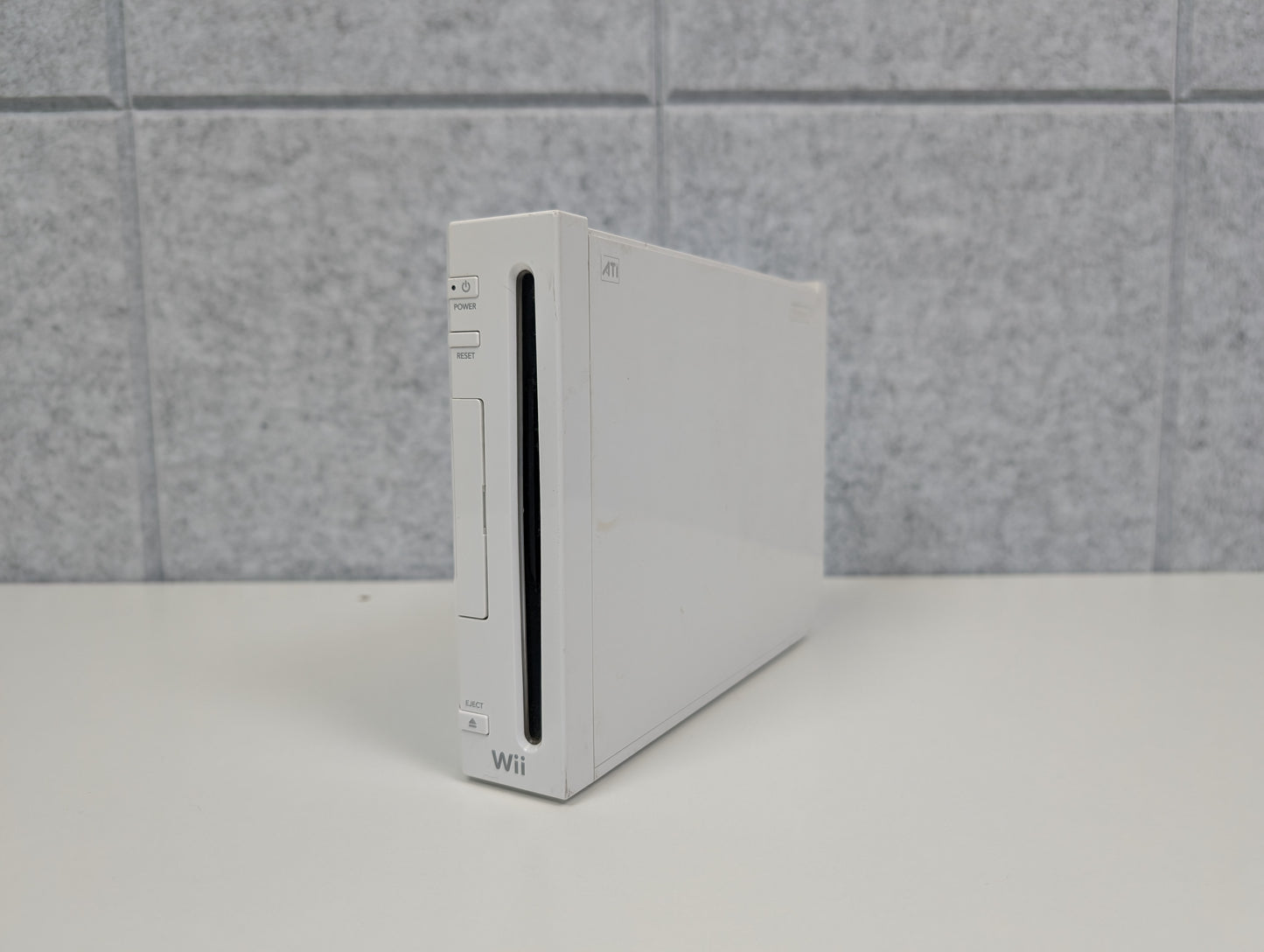 Nintendo Wii (Console Only) - White - AS-IS