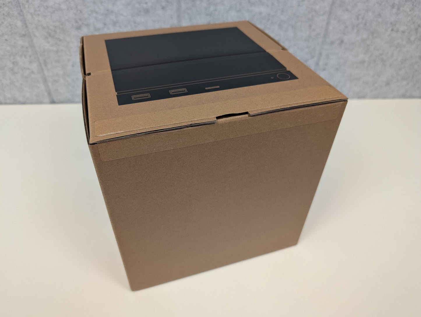 Valve Steam Machine - 2TB w/ Controller - OPEN BOX