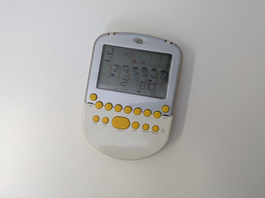 Radica - Big Screen Solitaire - Handheld Electronic Game - AS-IS