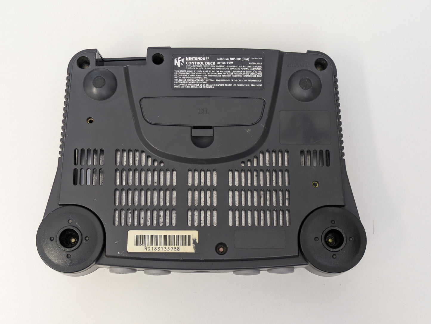 Nintendo 64 N64 w/ accessories - USED