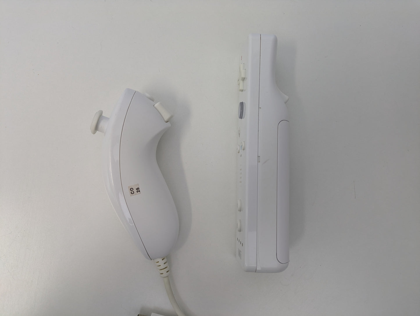 Nintendo Wii White Console (RVL-001) - COMPLETE - GameStop Refurbished - Used
