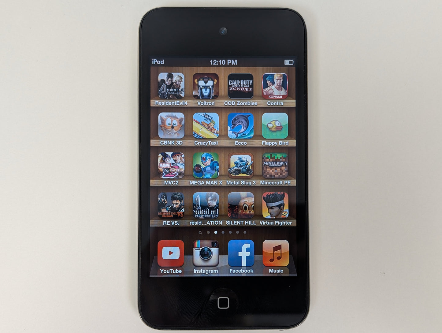 Apple iPod Touch (4th gen.) Loaded w/ Classic Games - 8GB - USED