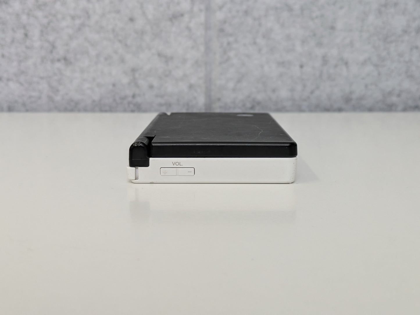 Nintendo DSi "Panda" Development Unit - Black & White - USED