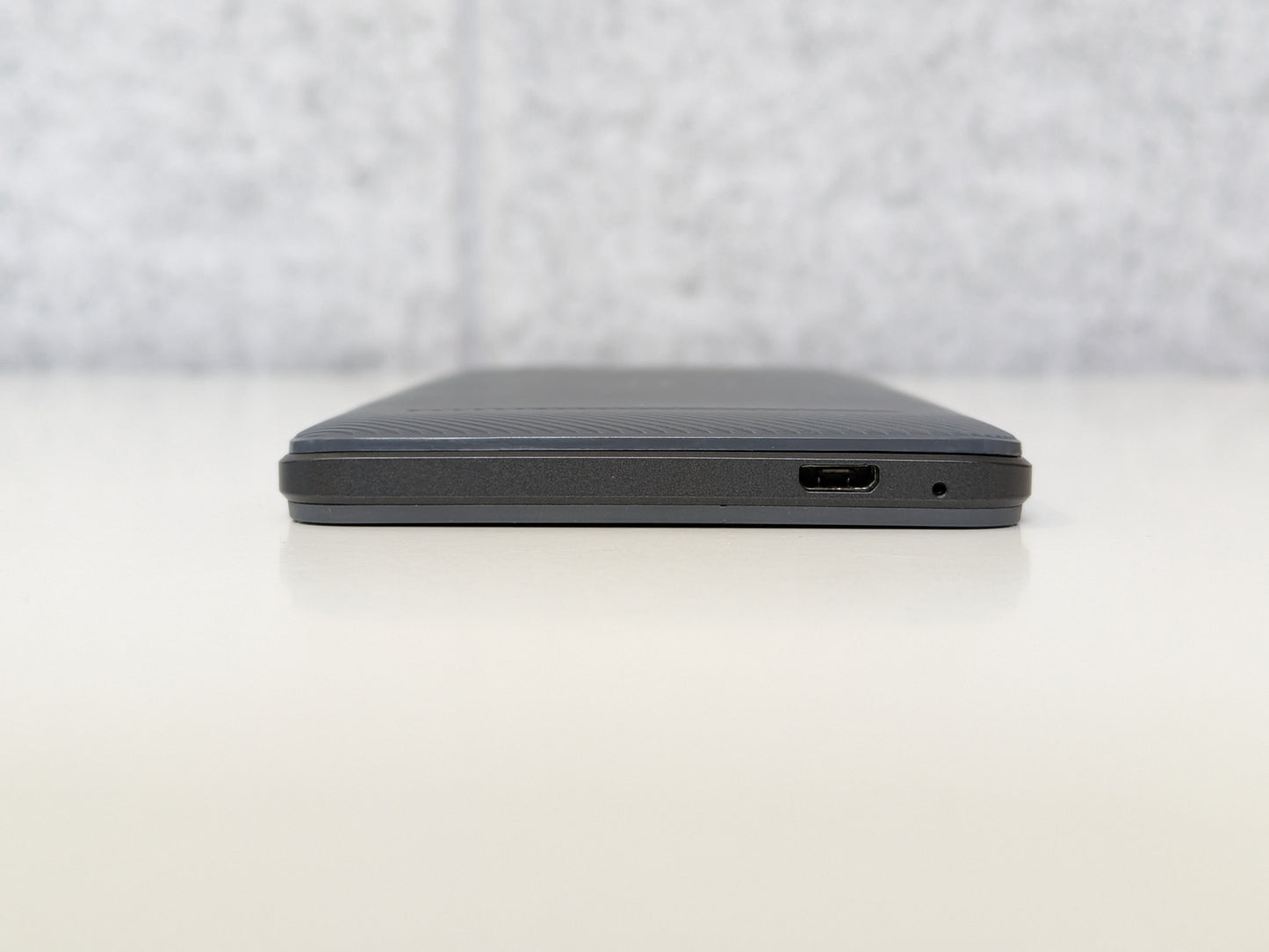 Schok Freedom Turbo - 16GB - Gray - Unlocked - USED