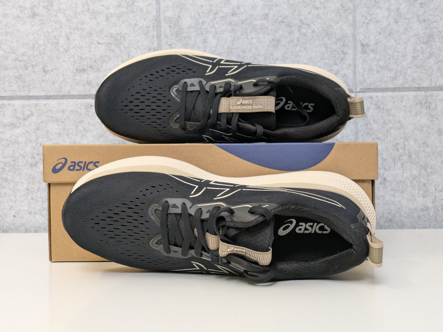 Asics GlideRide Max, Size 11 - Black/Oatmeal - PRE-OWNED, IN BOX