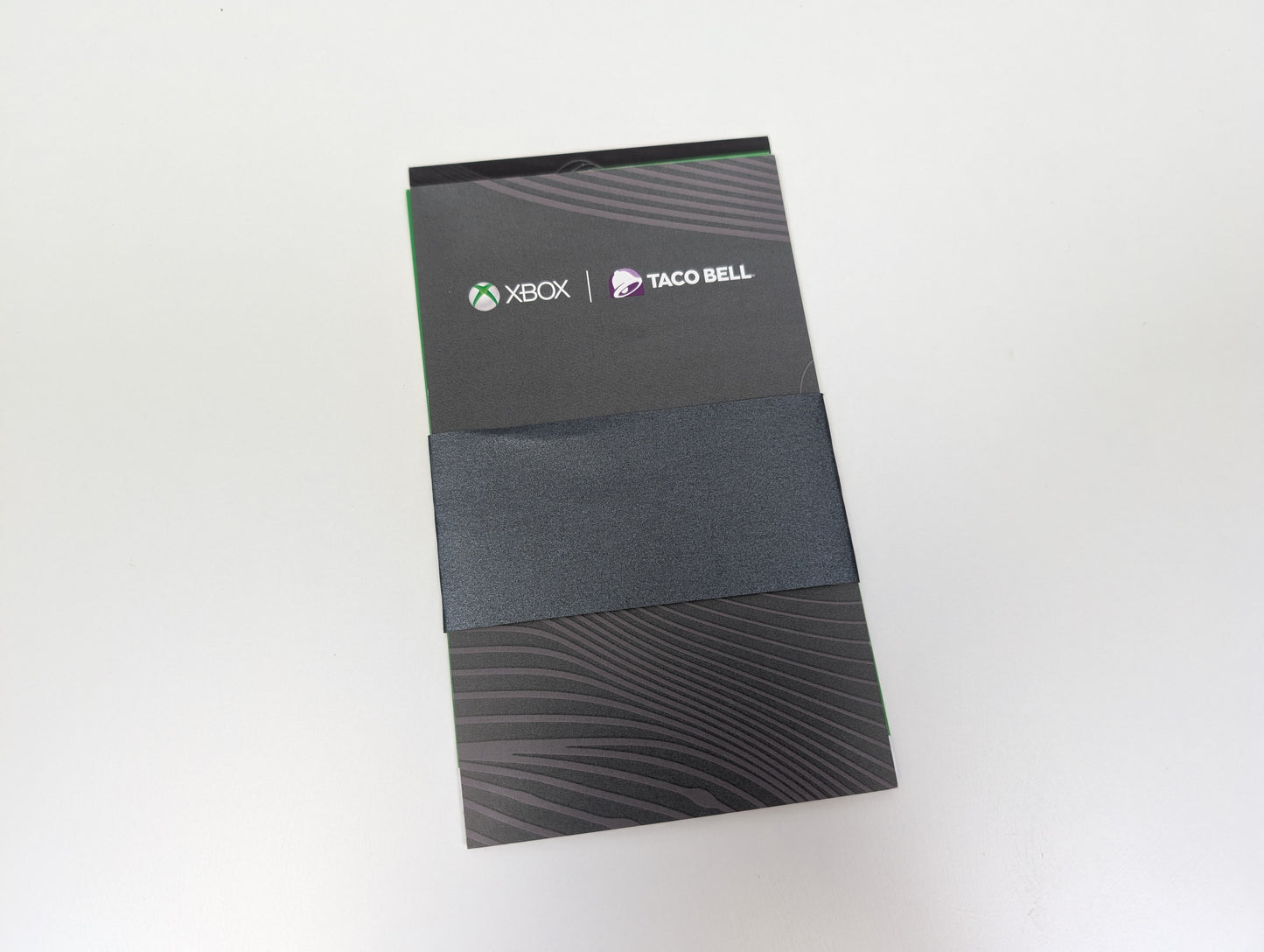 Microsoft Xbox One X - TACO BELL LTD. ED. Silver/White - 1TB - OPEN BOX