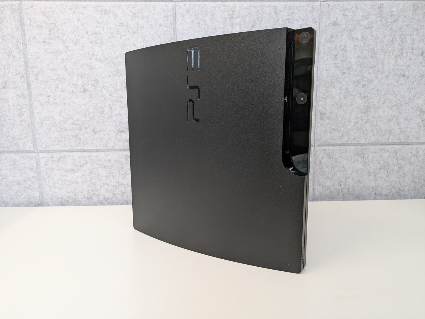 Sony PlayStation 3 PS3 Slim CECH-3001A - 160GB - Loaded w/ Music and Digital Games - CONSOLE ONLY - Used