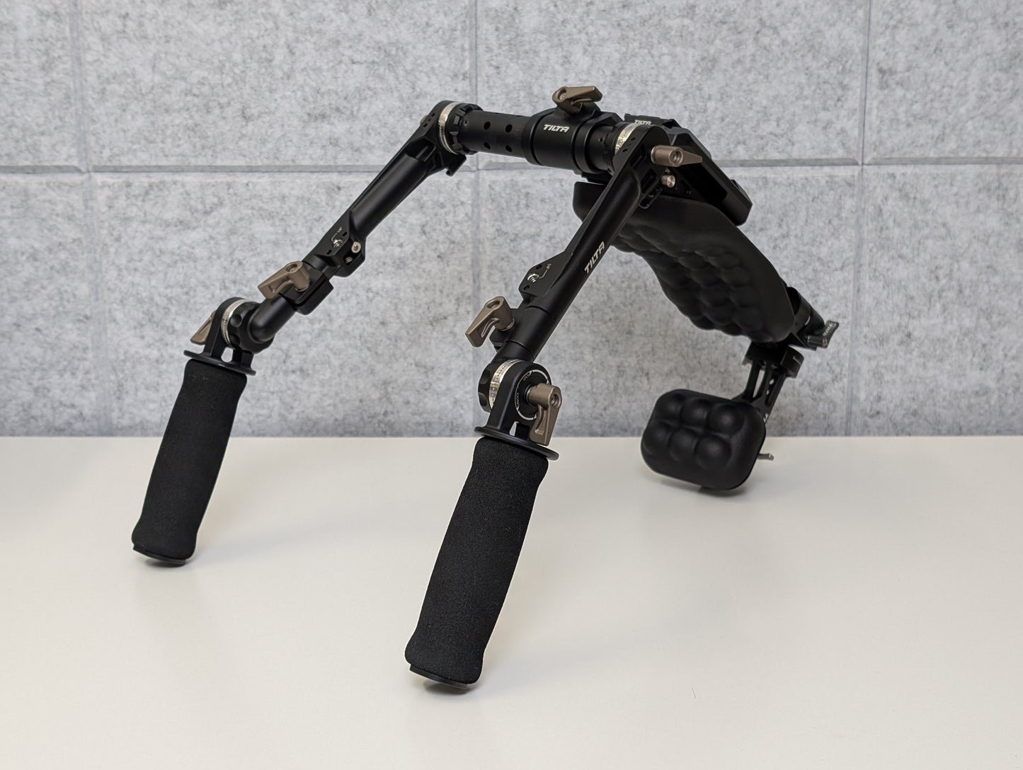 Tilta TA-LSR Lightweight Shoulder Camera Rig w/ Travel Bag - USED
