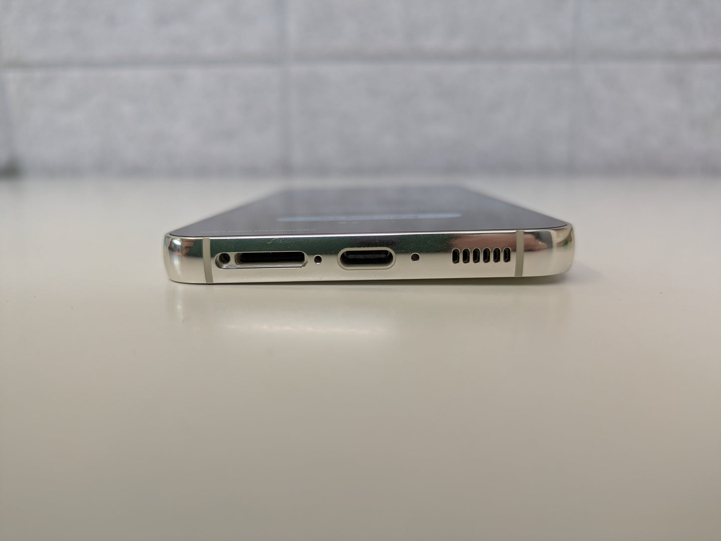 Samsung Galaxy S23 - 128GB - Cream - Live Demo Unit - WiFi Issues - USED